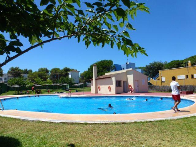 Kiana, La Barrosa Con Parking Y Piscina Apartment Chiclana de la Frontera Exterior photo